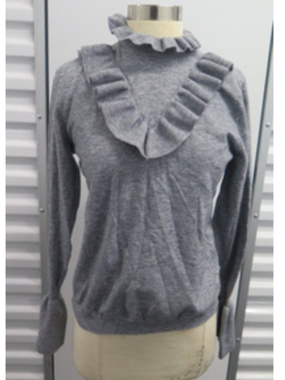 Vero Moda Women Medium Gray Ruffle Mock Neck Sweater Flared Cuffs Winter Holiday